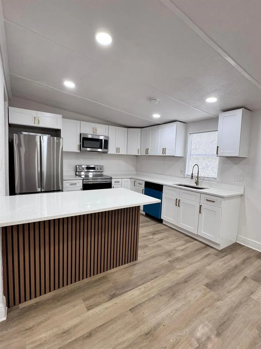 116 2ND ST
