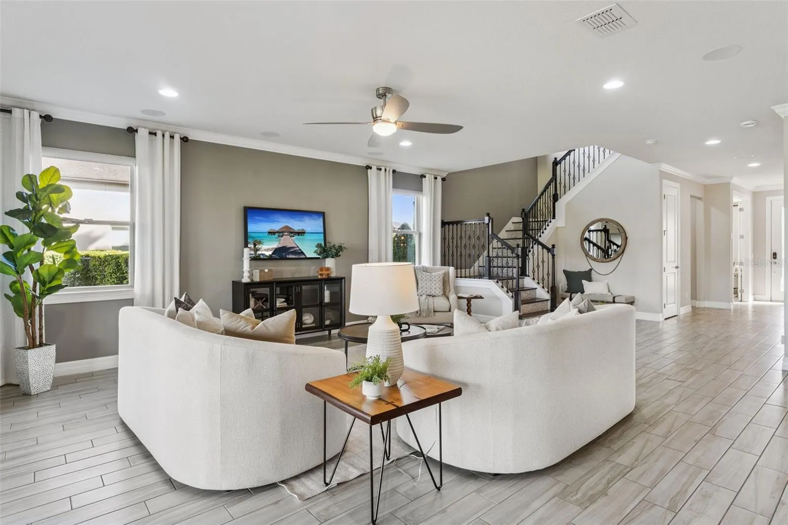 17537 LAGODA LN
