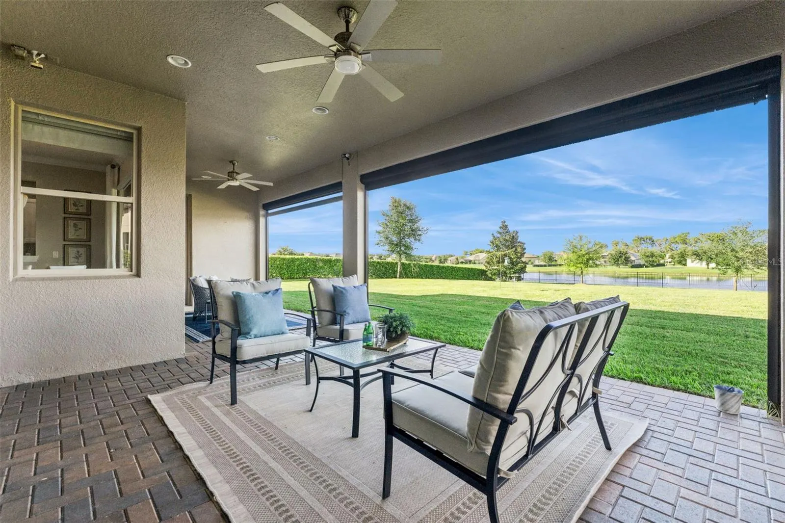 17537 LAGODA LN