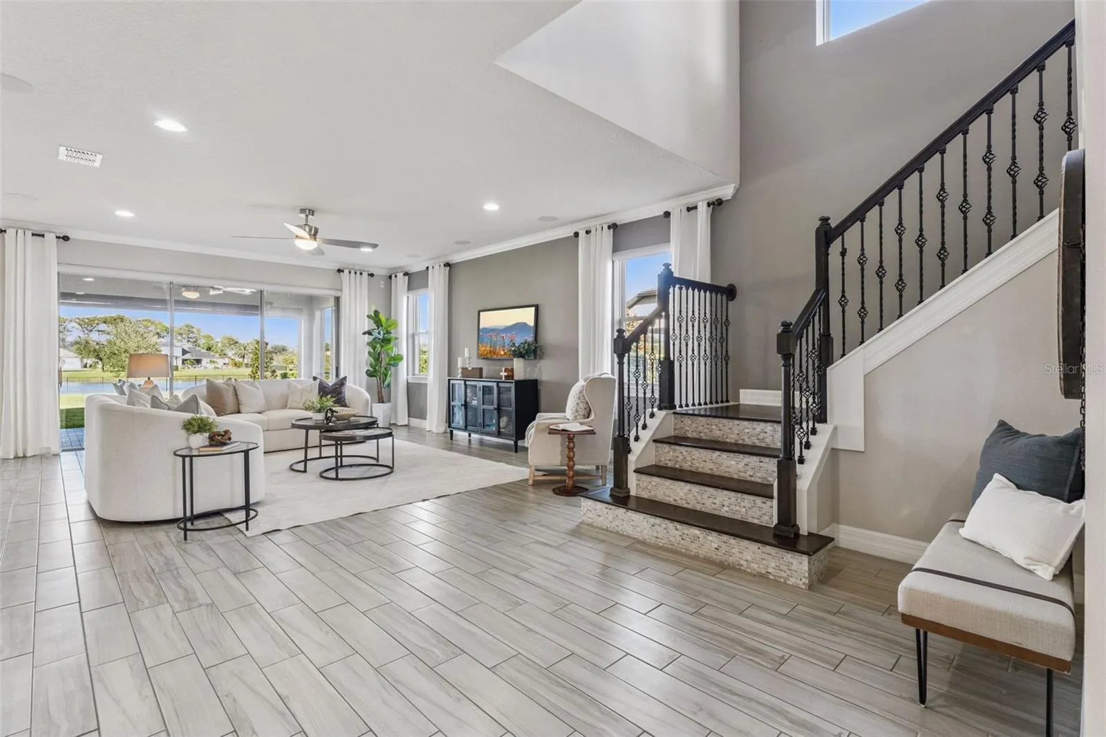 17537 LAGODA LN
