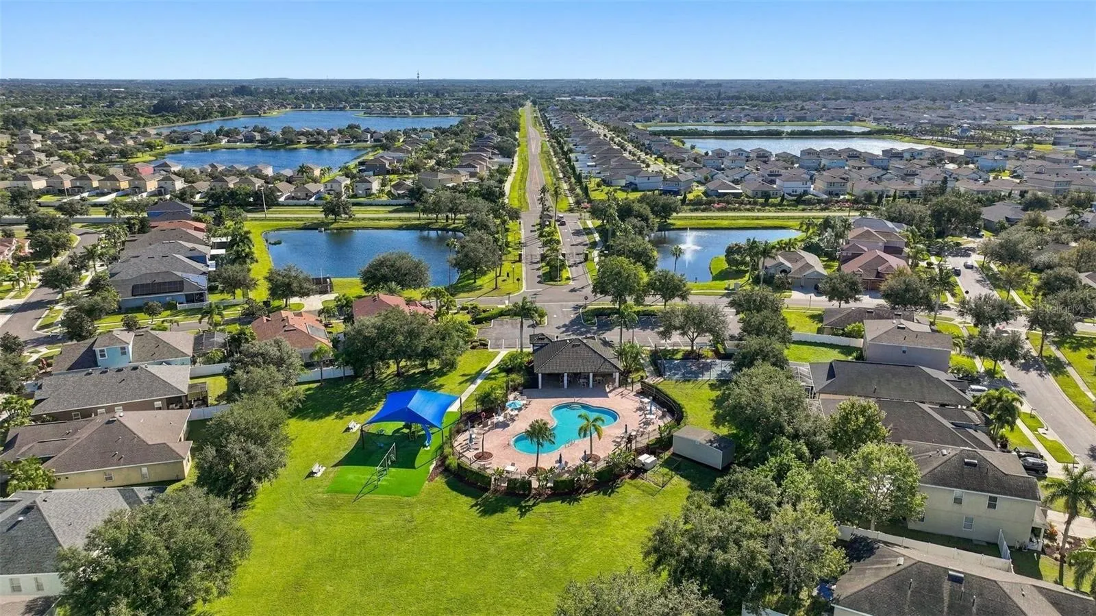 1822 MIRA LAGO CIR