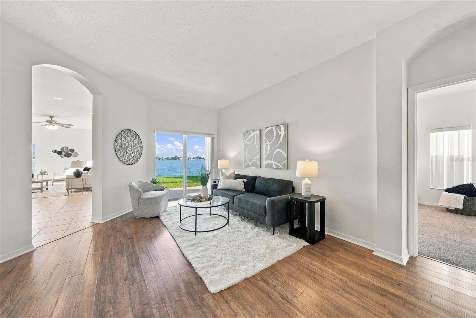 1822 MIRA LAGO CIR