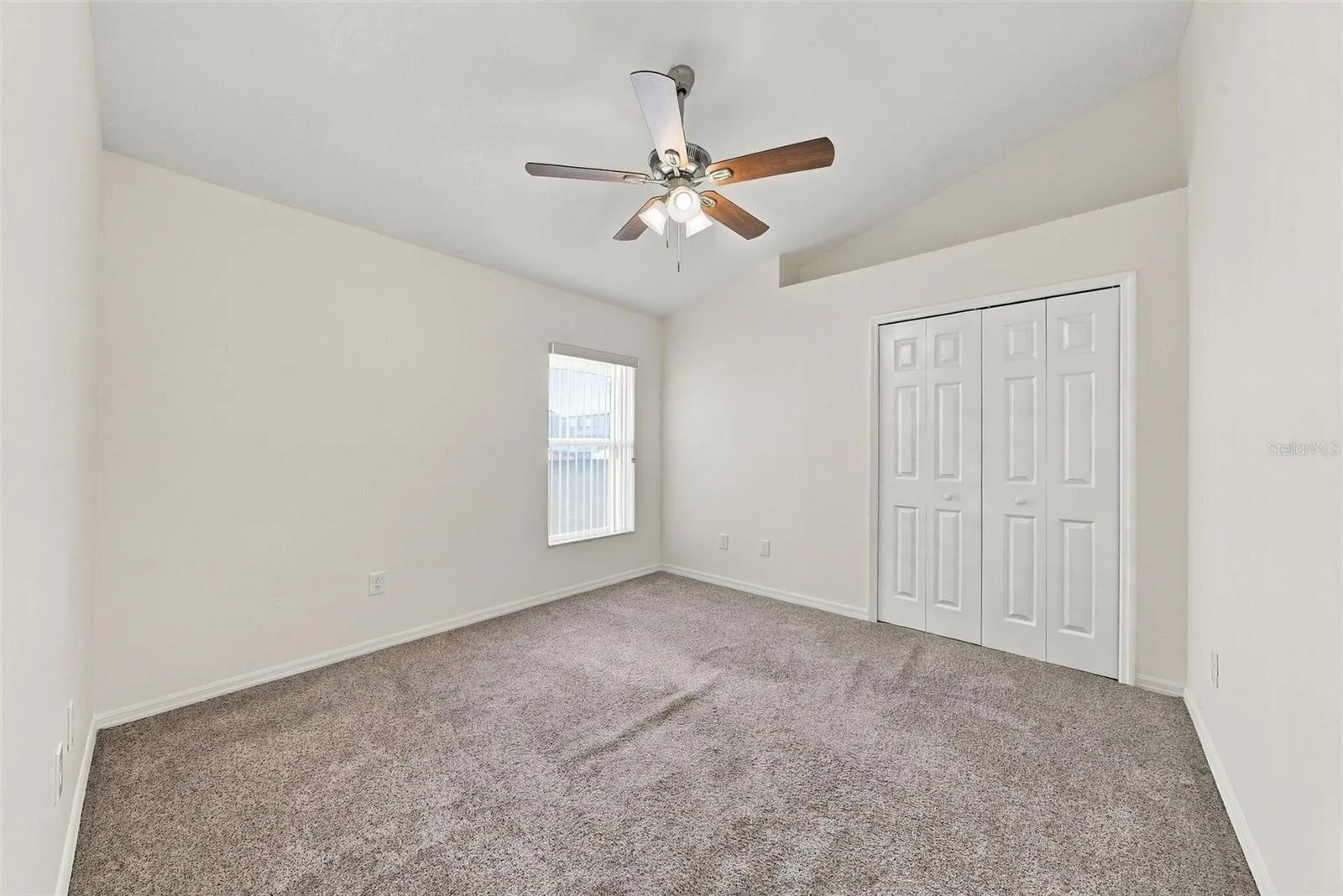 1822 MIRA LAGO CIR