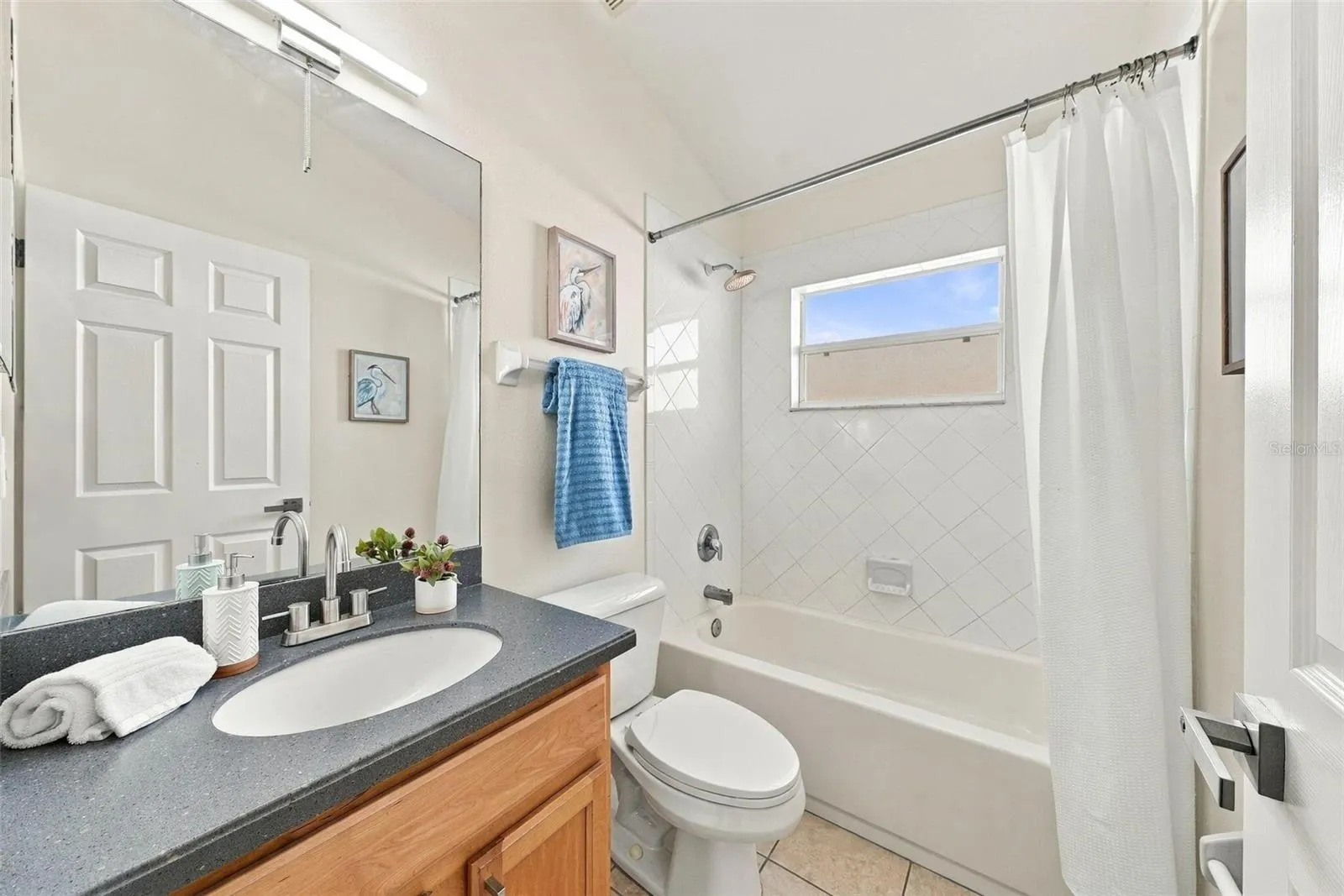 1822 MIRA LAGO CIR