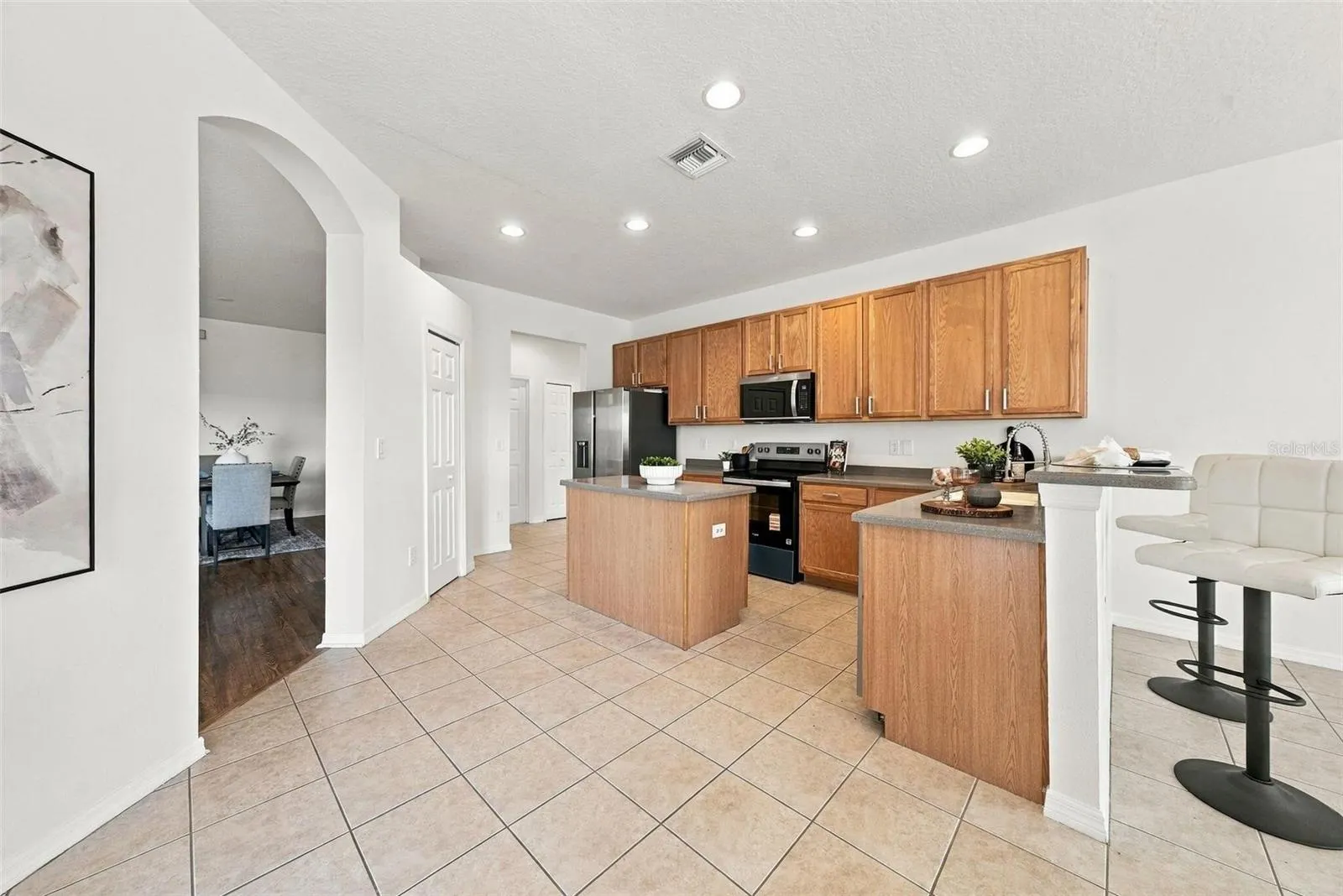 1822 MIRA LAGO CIR