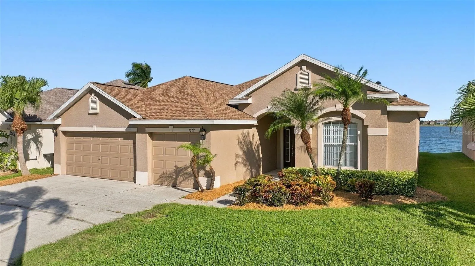 1822 MIRA LAGO CIR