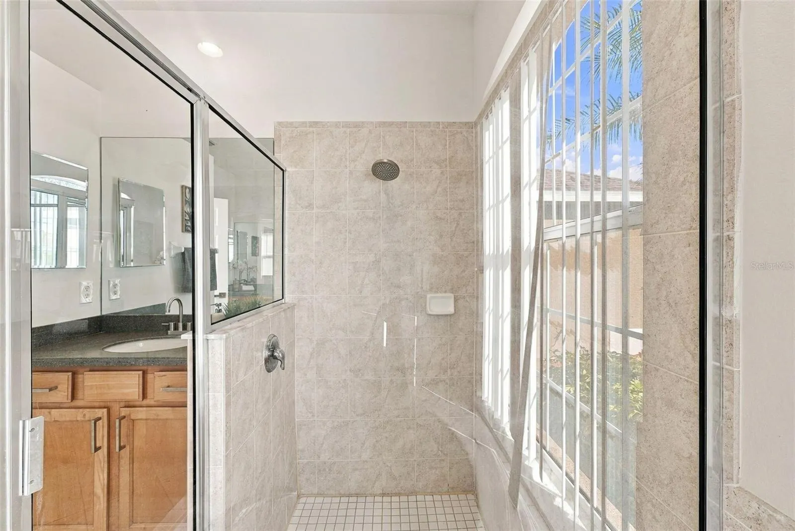 1822 MIRA LAGO CIR