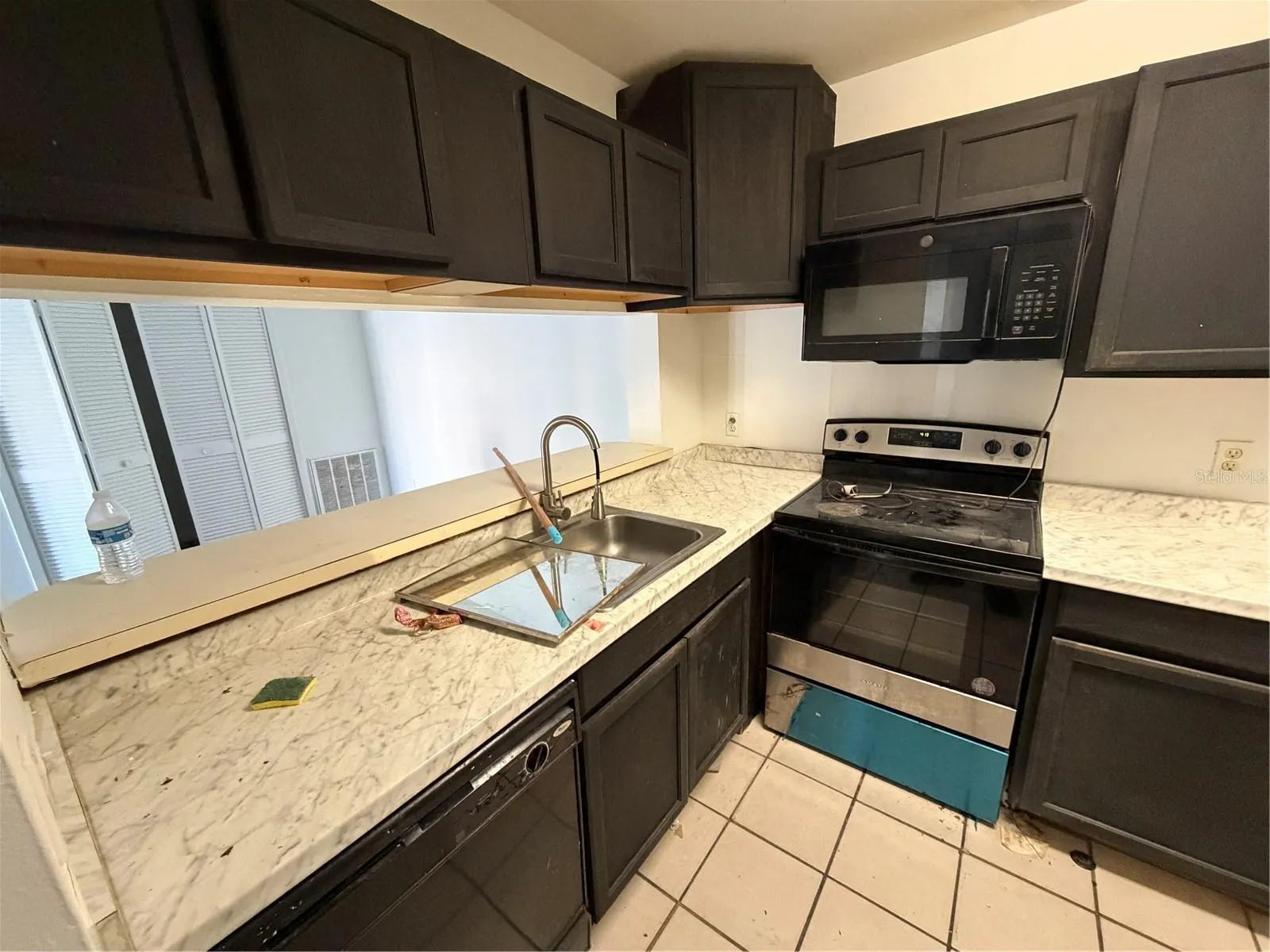 5225 VIA HACIENDA CIR #B114 #B114