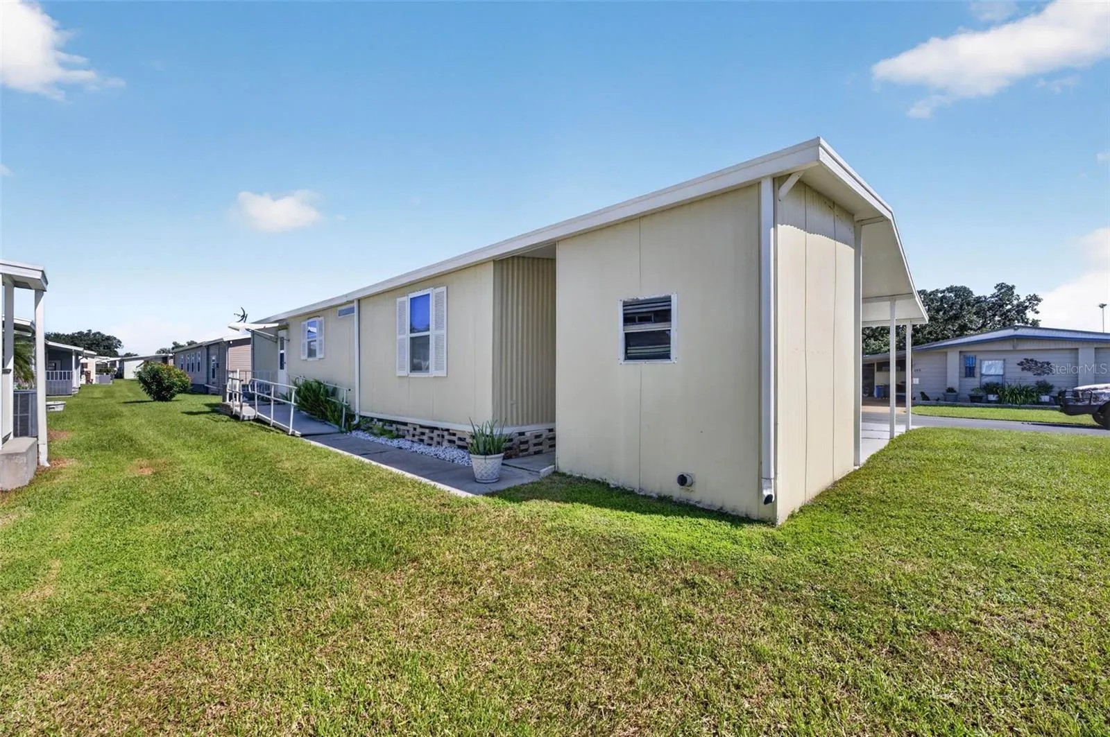 2055 S FLORAL AVE #284 #284