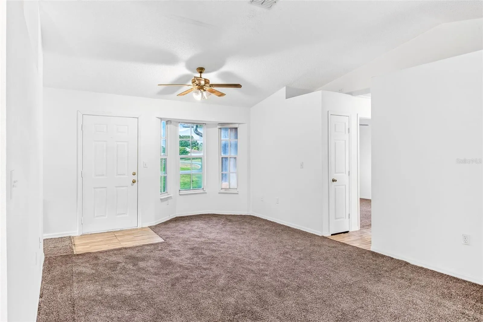602 CARIBOU CT