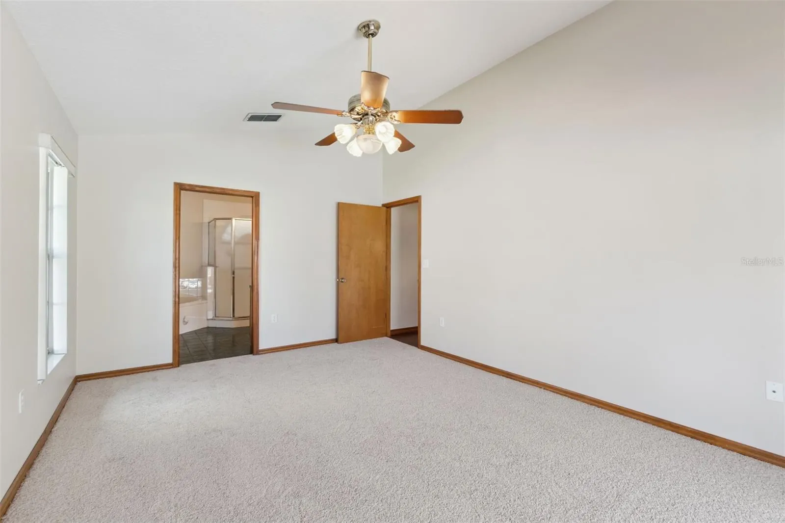 1512 READE CIR
