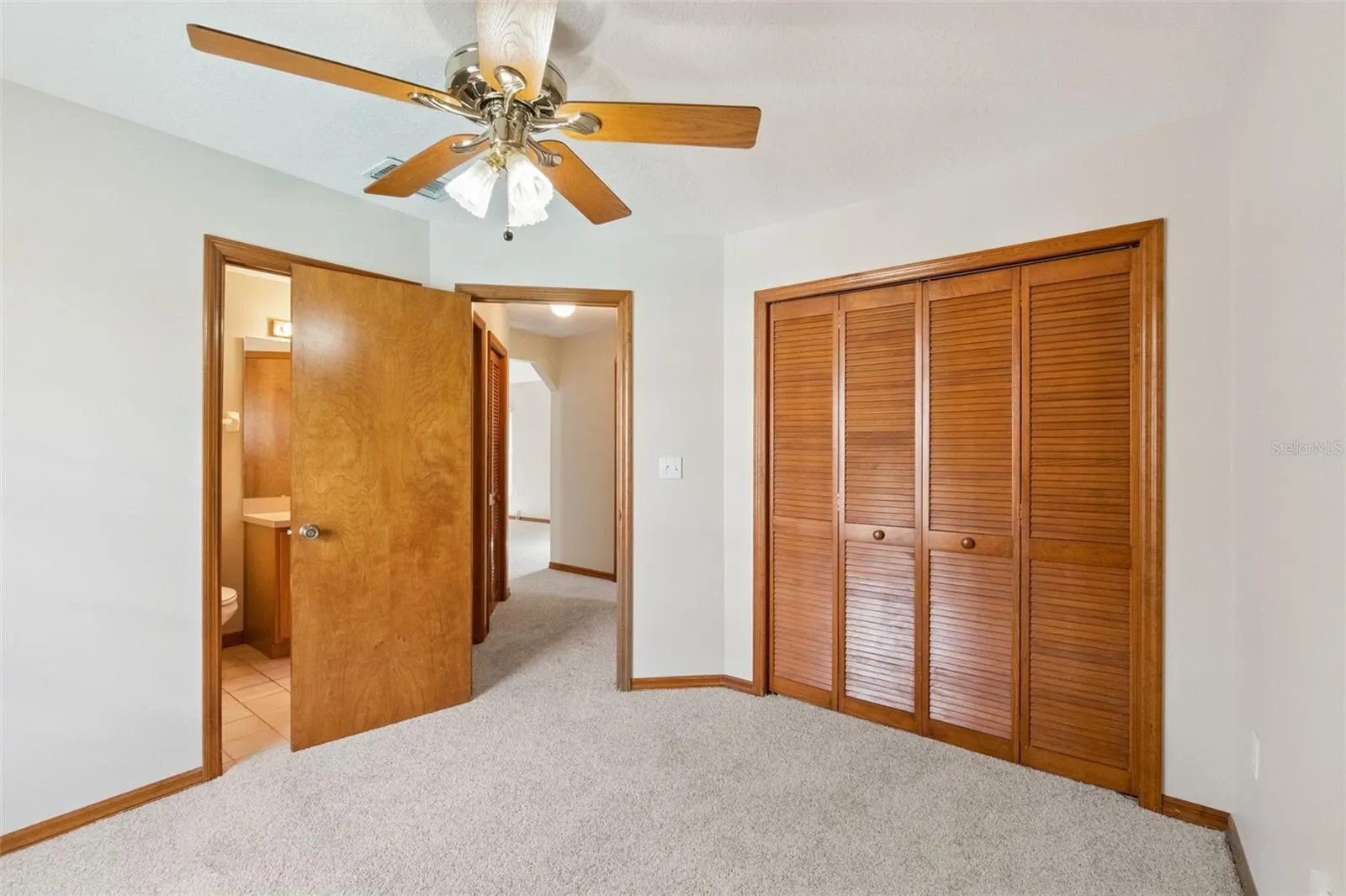 1512 READE CIR