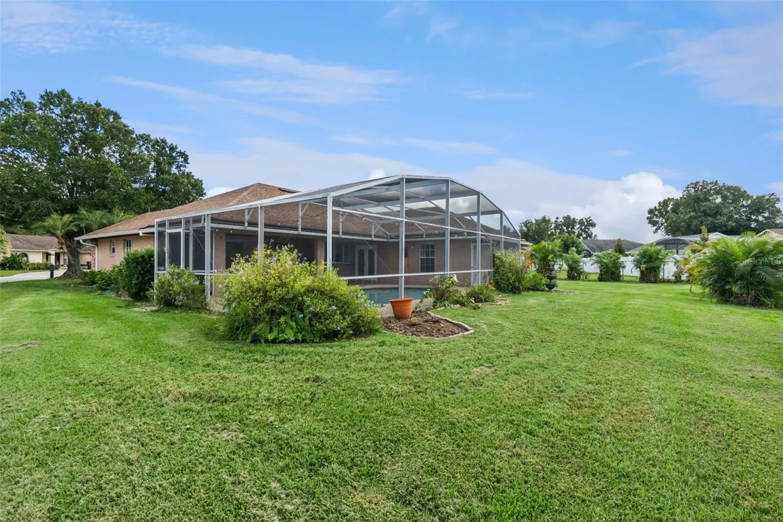 1512 READE CIR