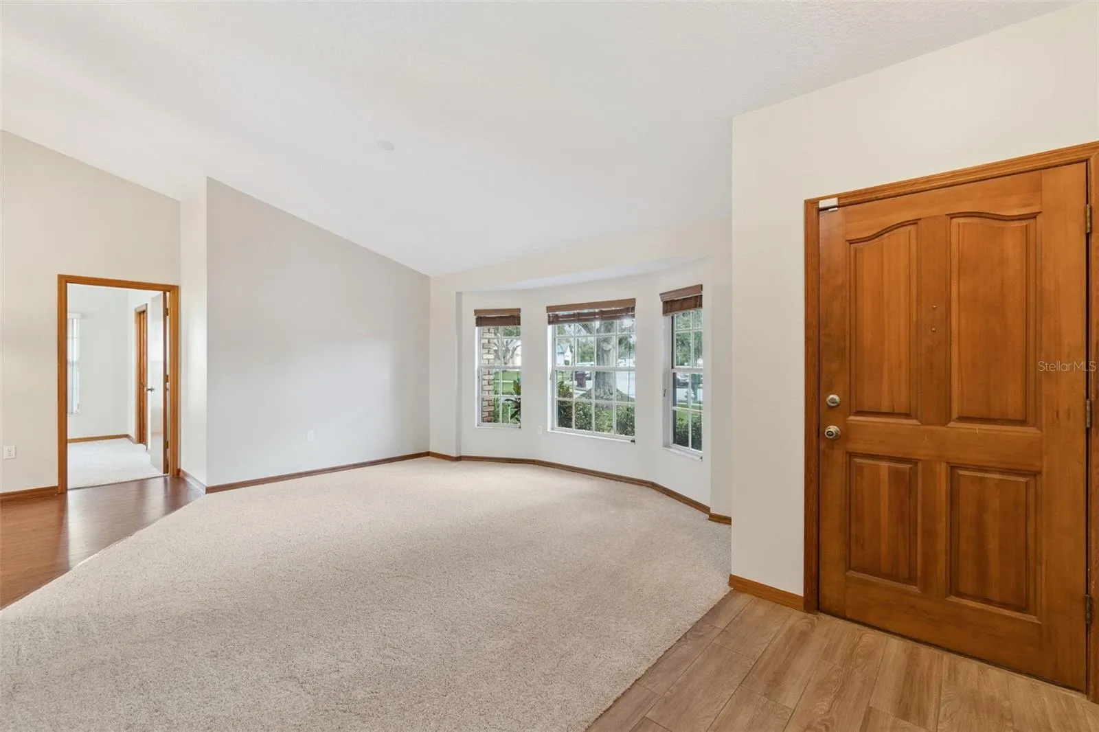 1512 READE CIR