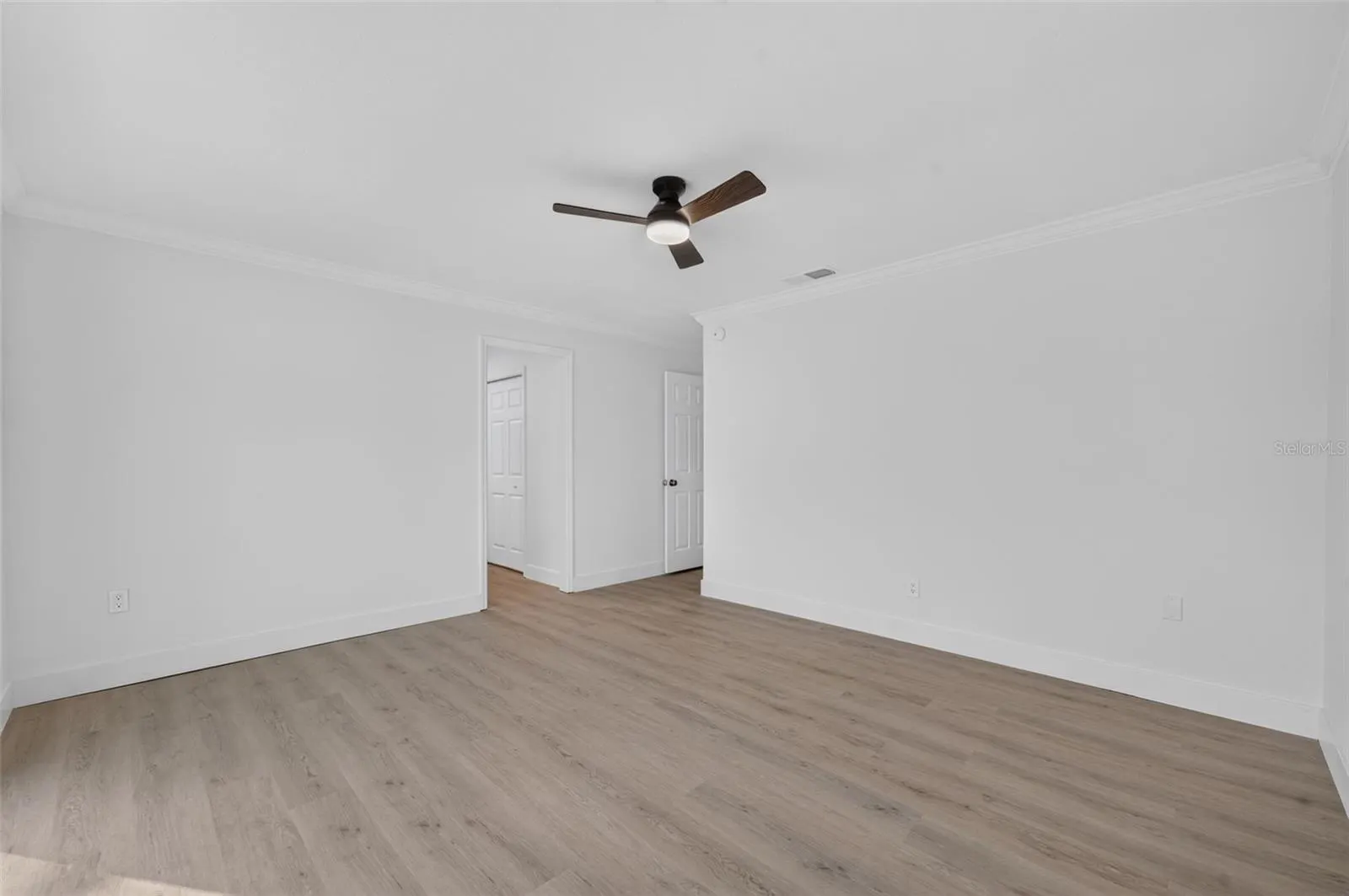 326 COBLE DR