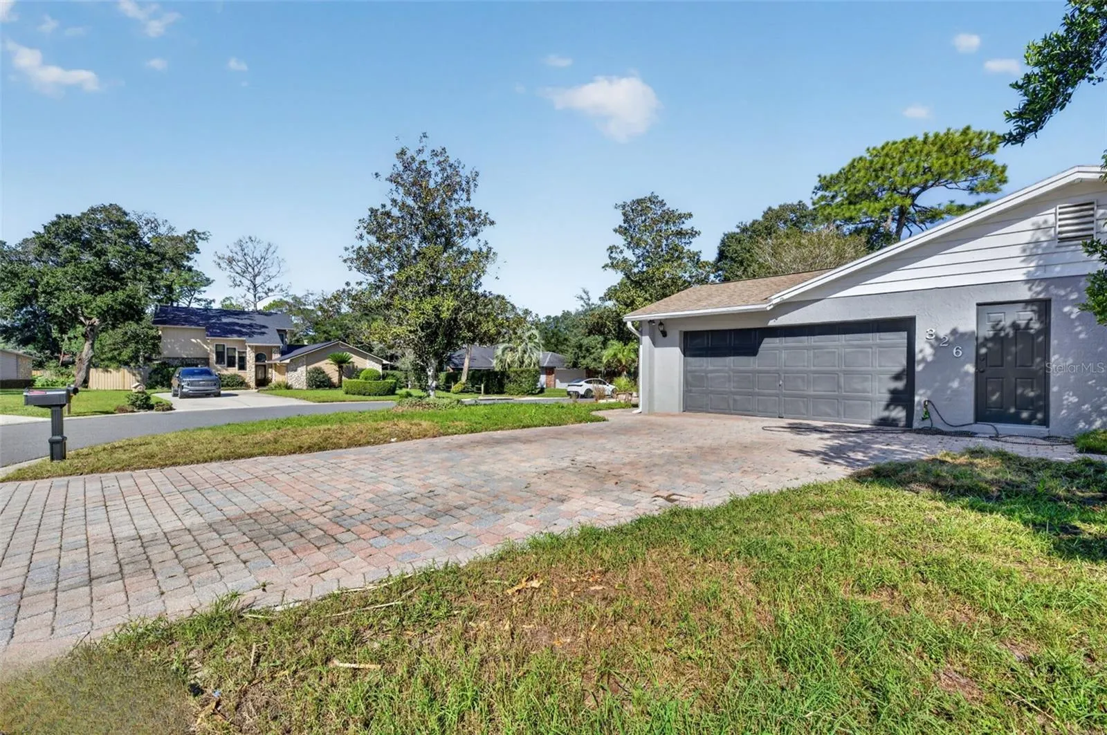 326 COBLE DR
