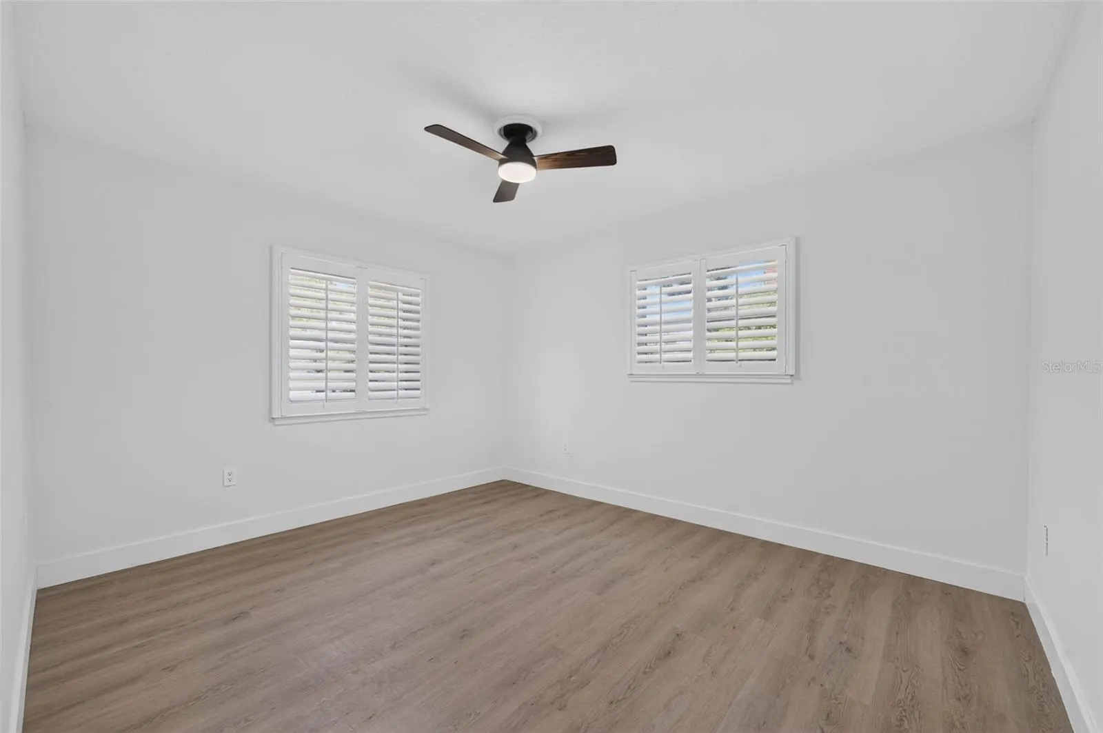 326 COBLE DR