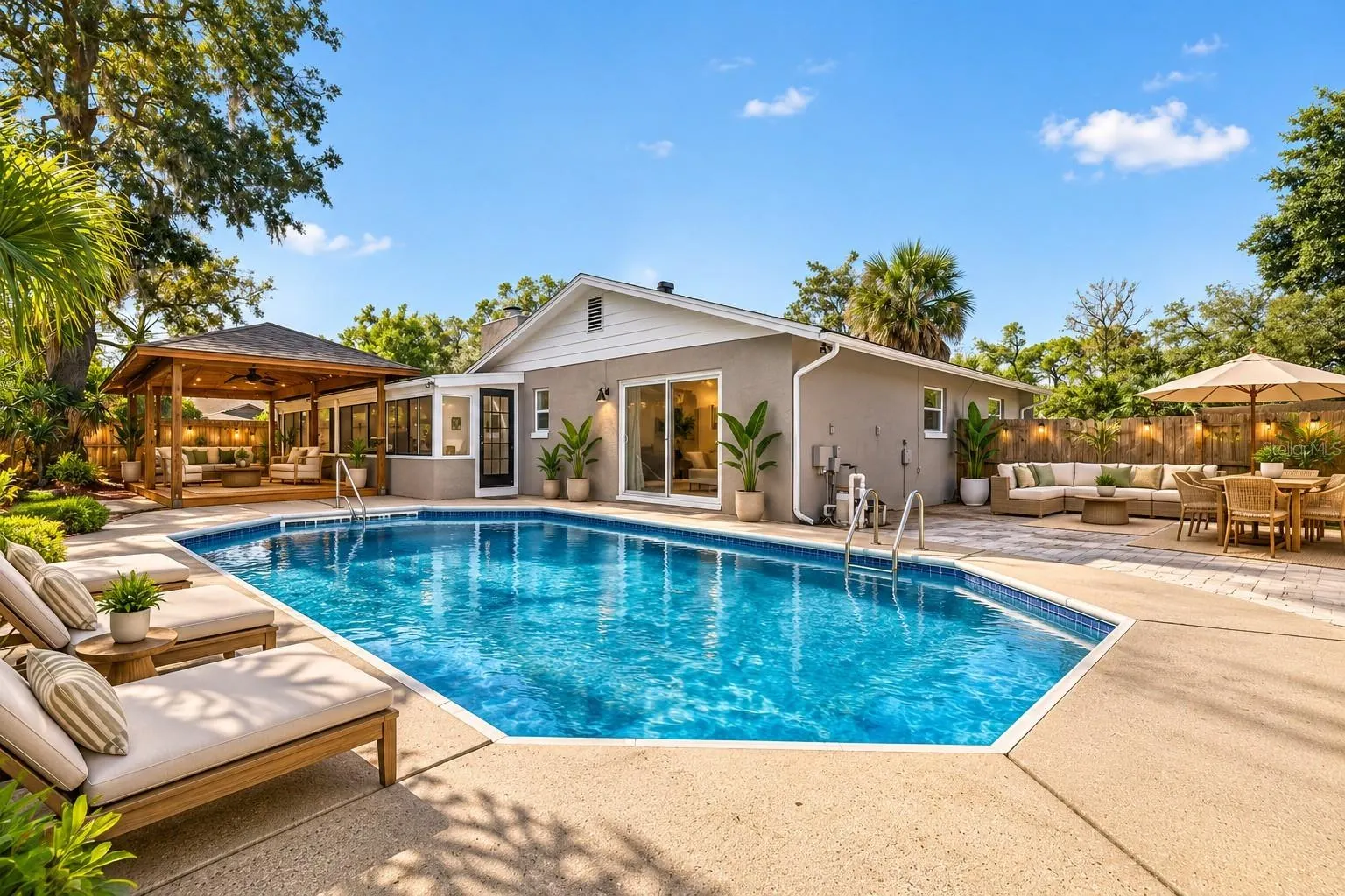 326 COBLE DR