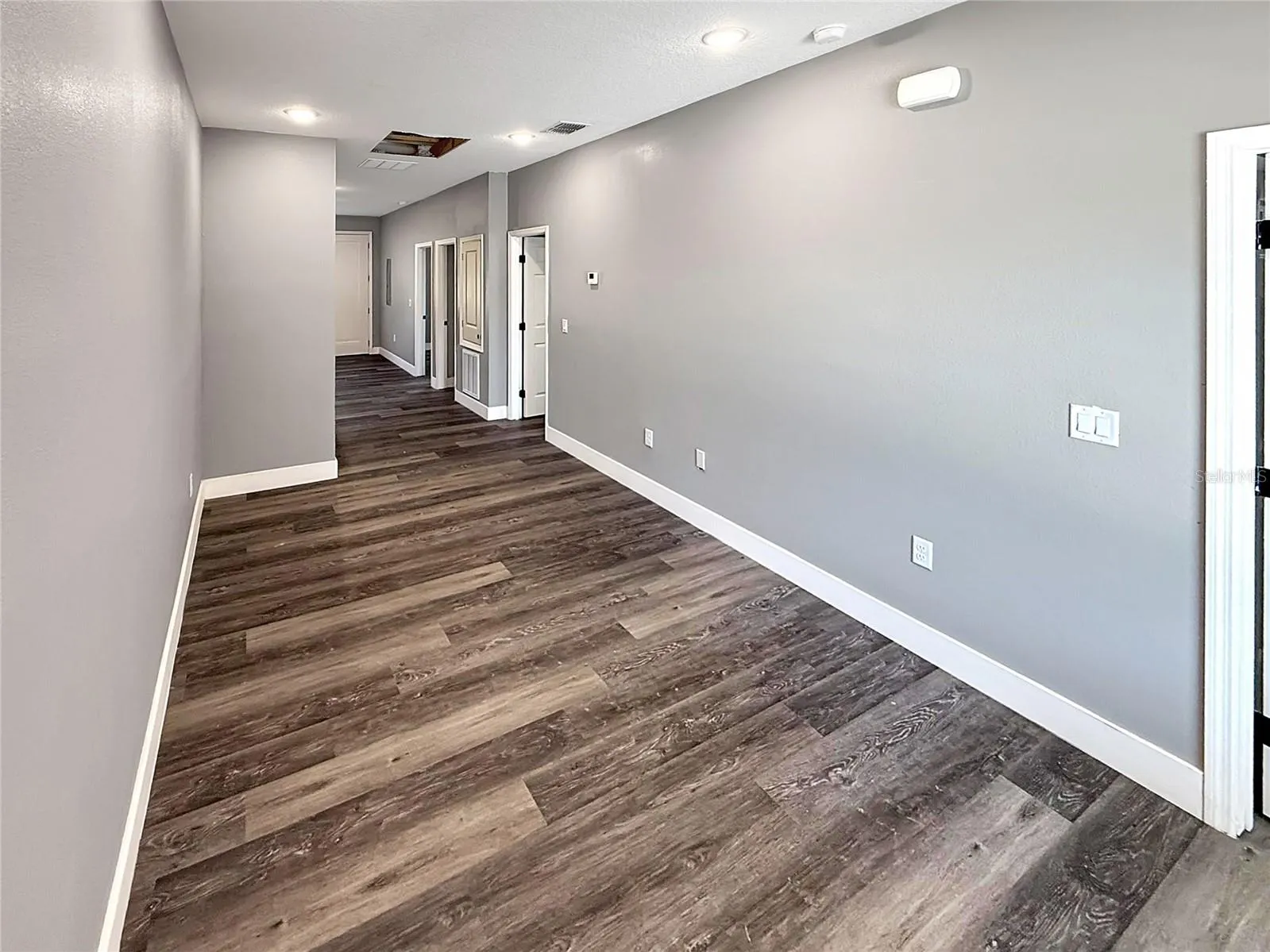 642 DR JA WILTSHIRE AVE W #2 #2