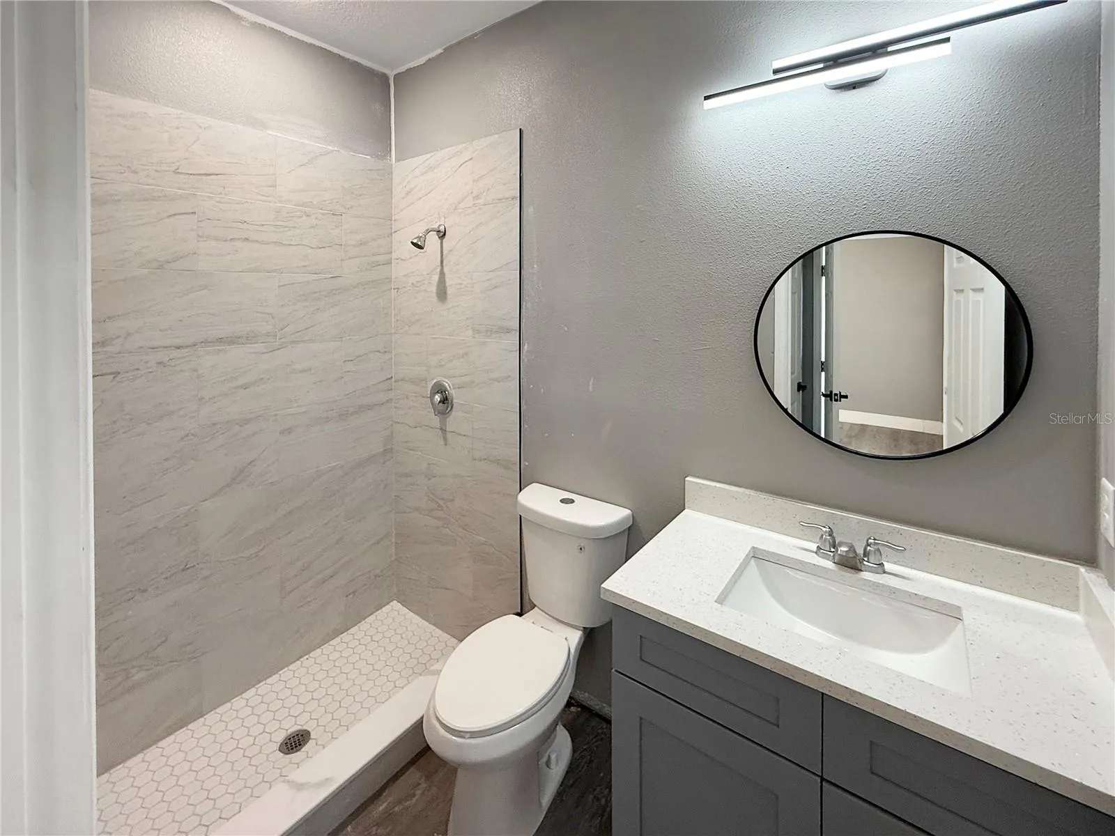 642 DR JA WILTSHIRE AVE W #2 #2
