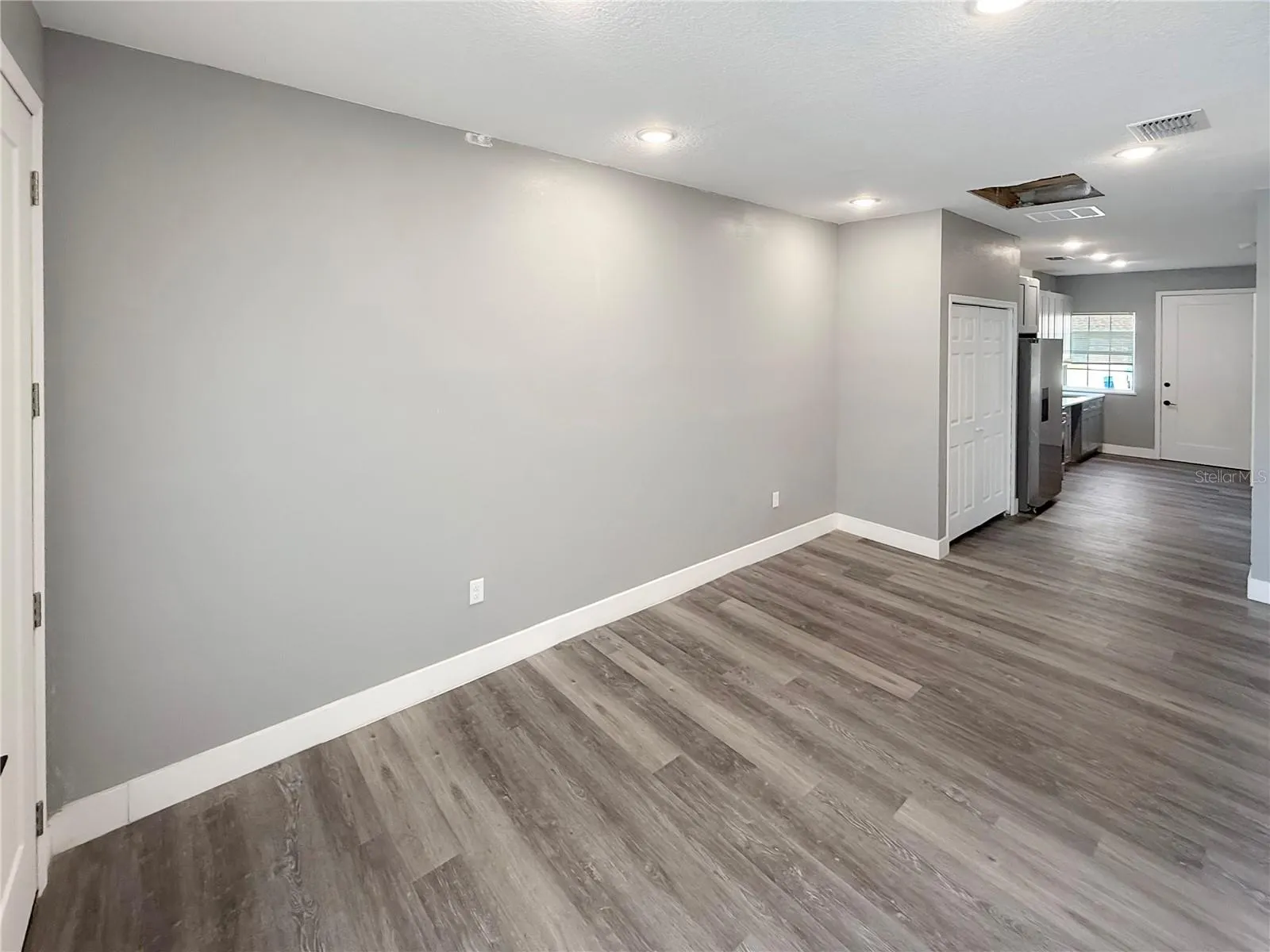 642 DR JA WILTSHIRE AVE W #2 #2