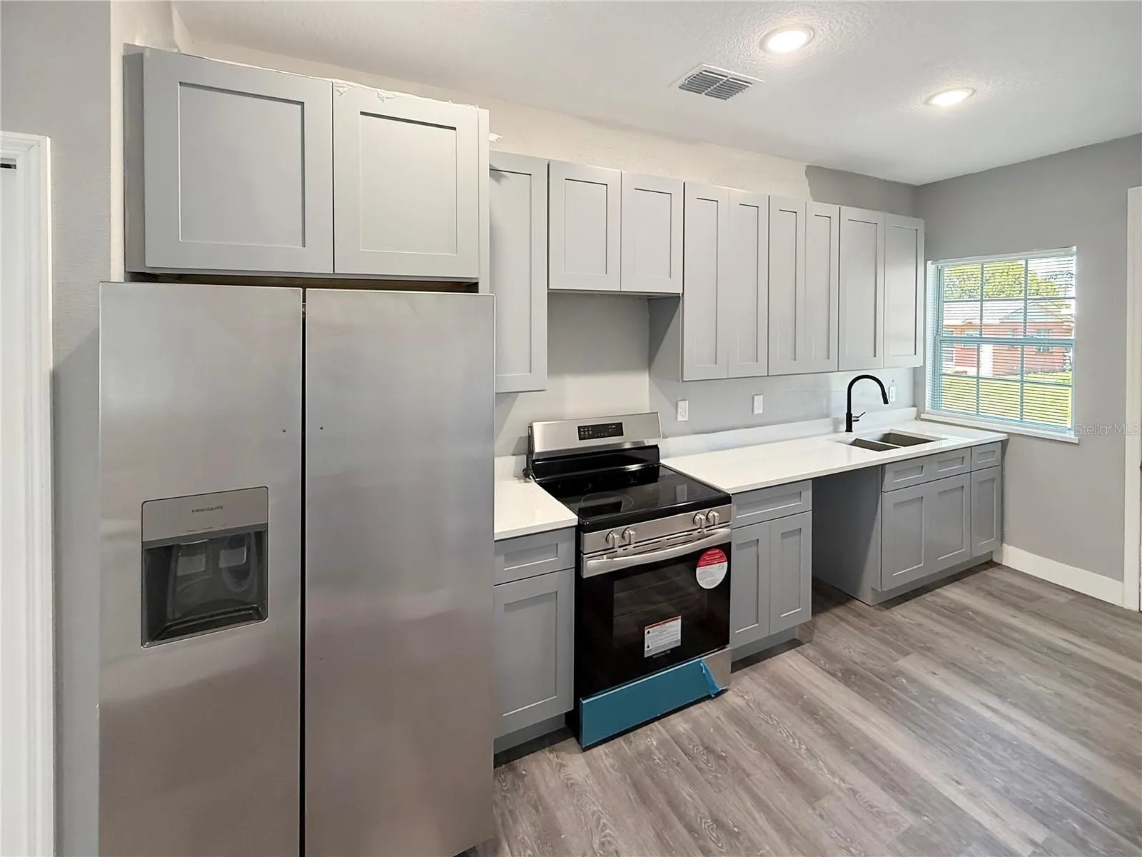 642 DR JA WILTSHIRE AVE W #2 #2