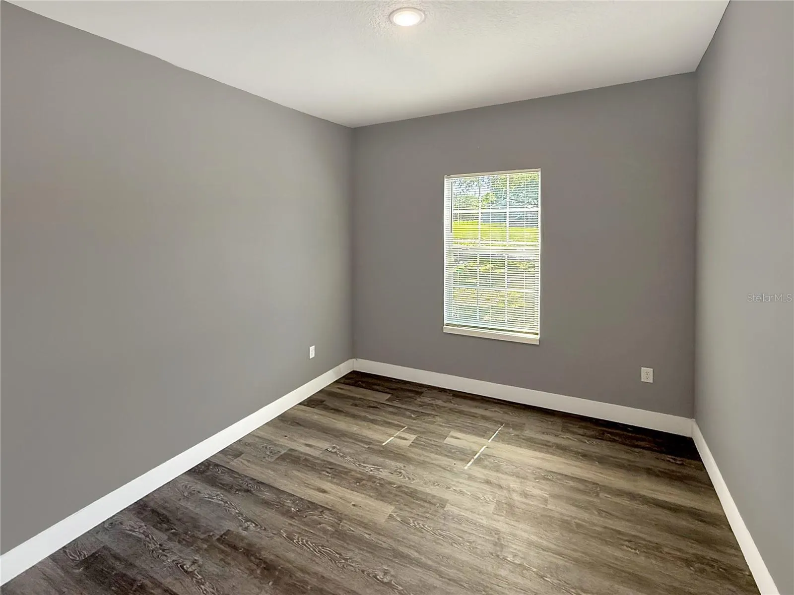 642 DR JA WILTSHIRE AVE W #2 #2