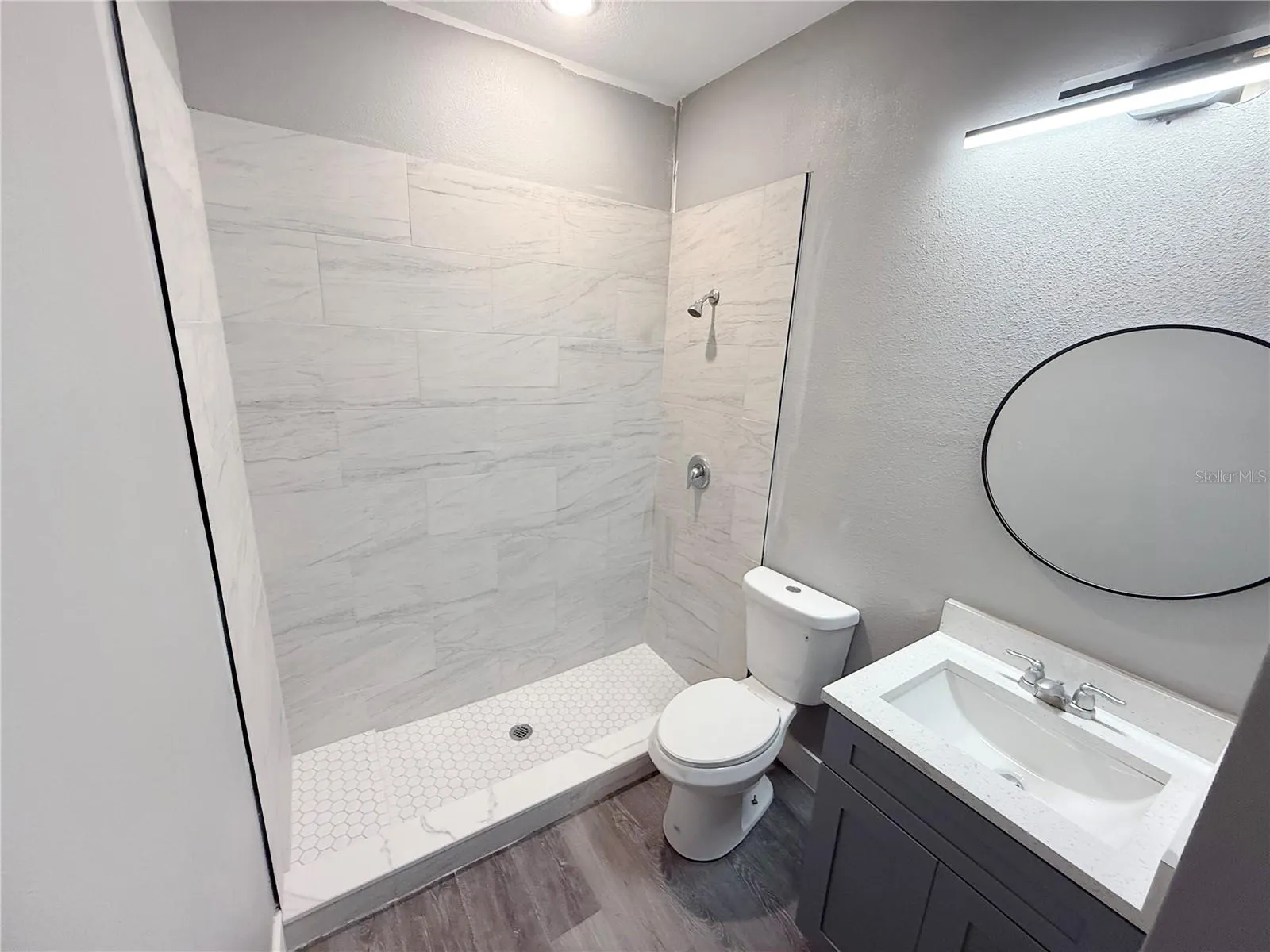 642 DR JA WILTSHIRE AVE W #2 #2