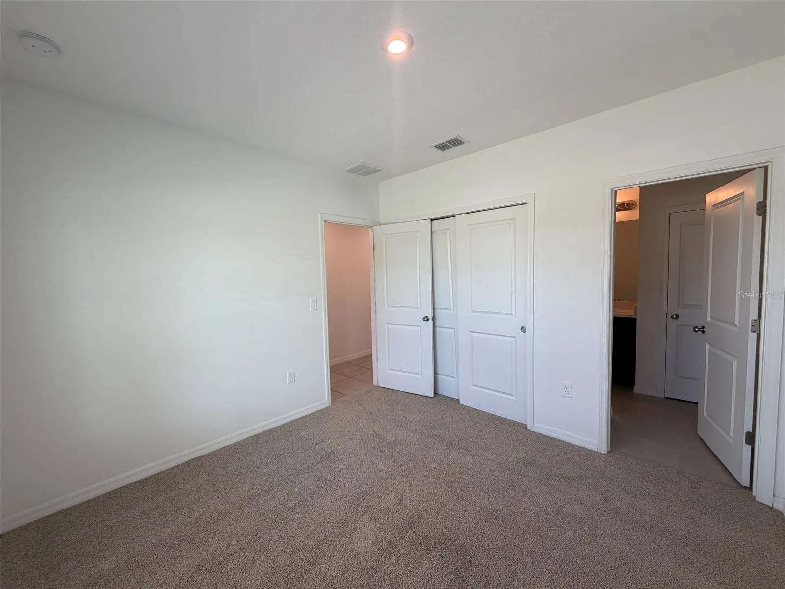 239 ZIRCON RD