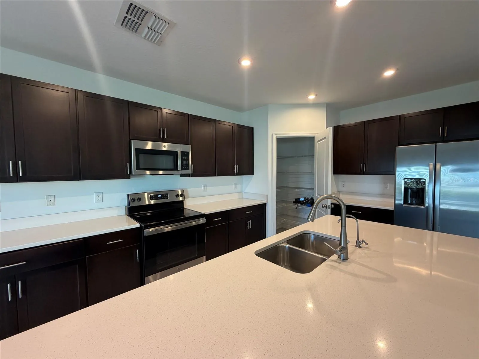 239 ZIRCON RD