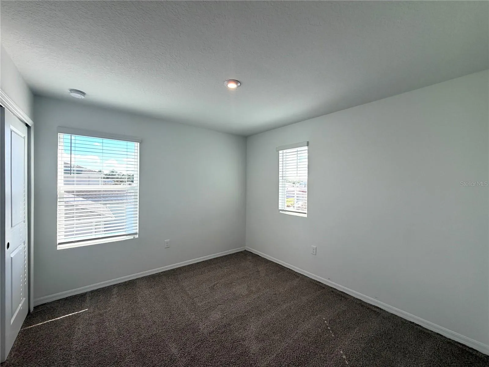 239 ZIRCON RD