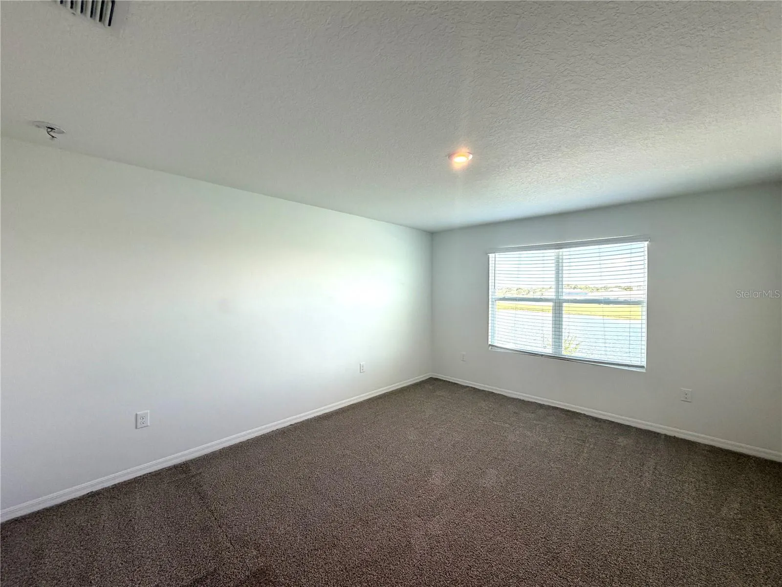 239 ZIRCON RD