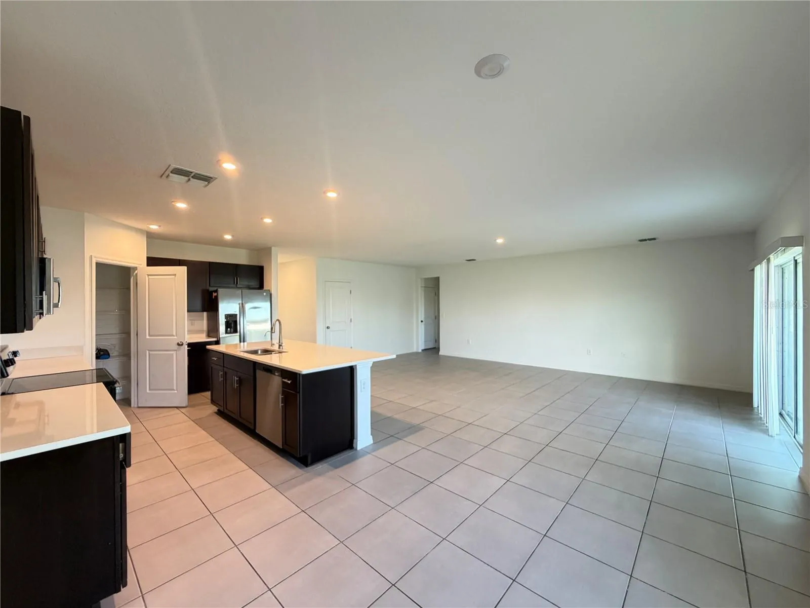 239 ZIRCON RD