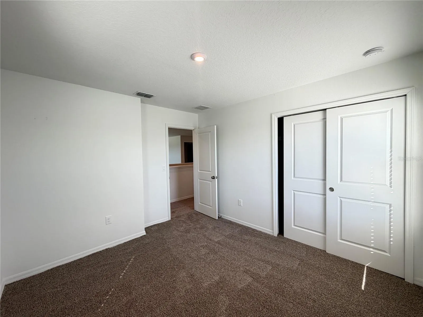239 ZIRCON RD