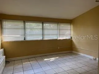 1407 WHITEWOOD DR