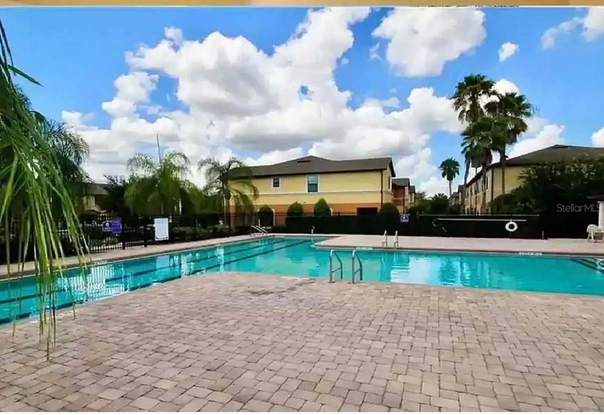5441 WINDSOR LAKE CIR