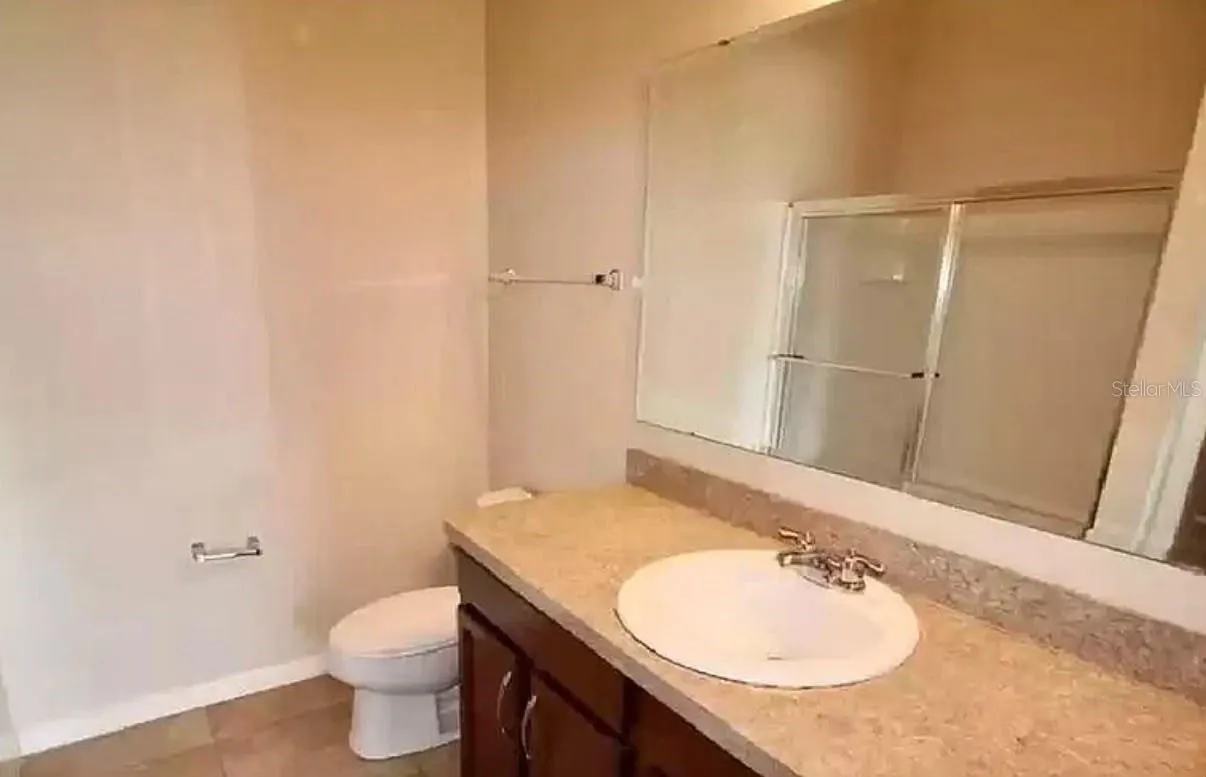 5441 WINDSOR LAKE CIR