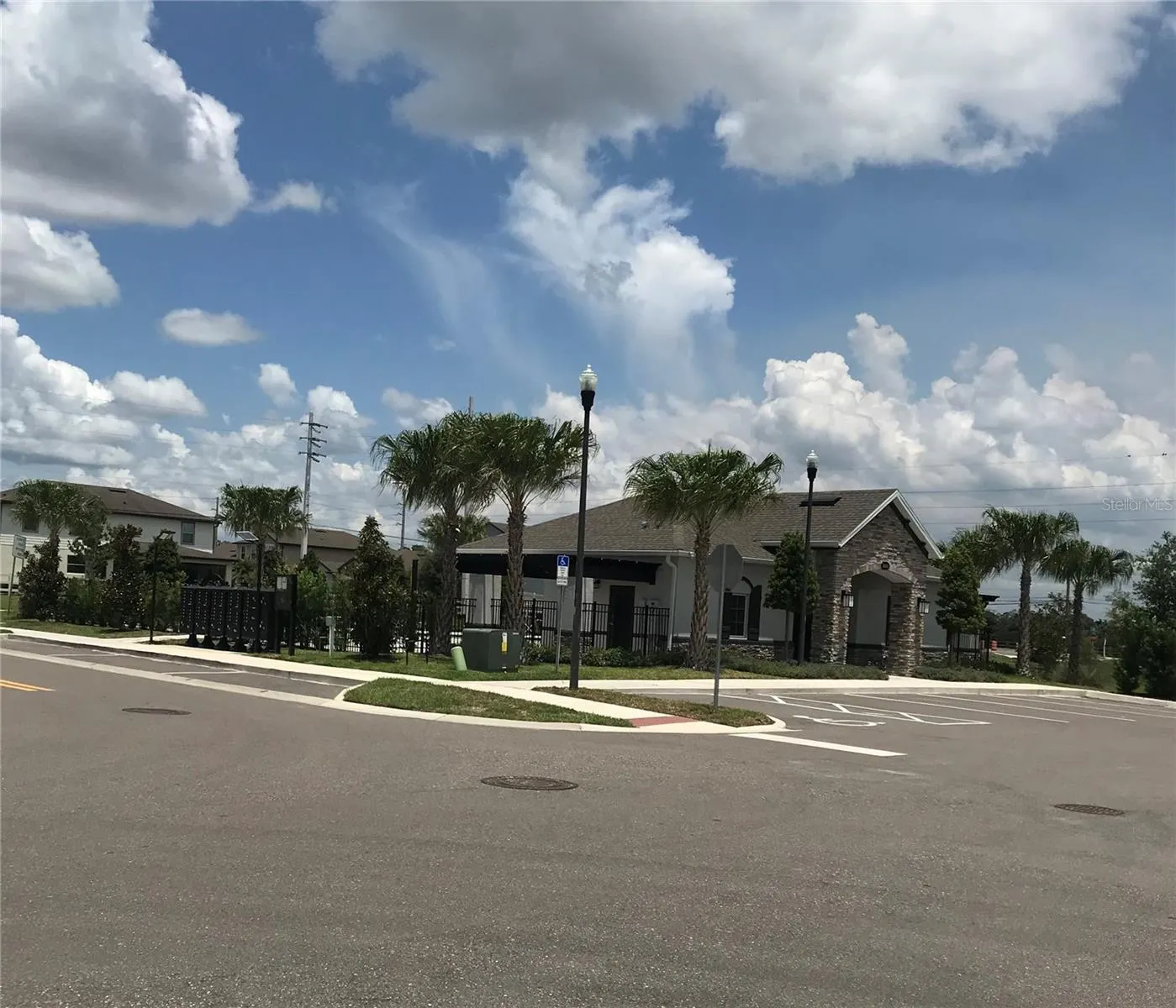 2895 NARCOOSSEE COMMONS WAY