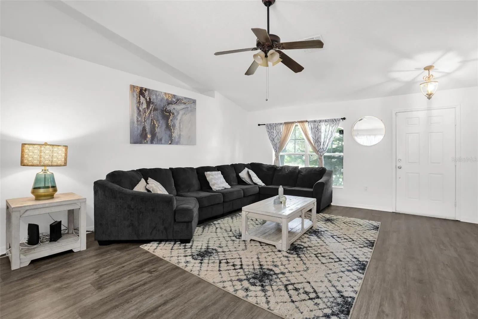 1804 HUDSON DR
