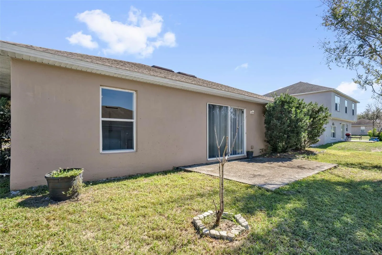 1804 HUDSON DR