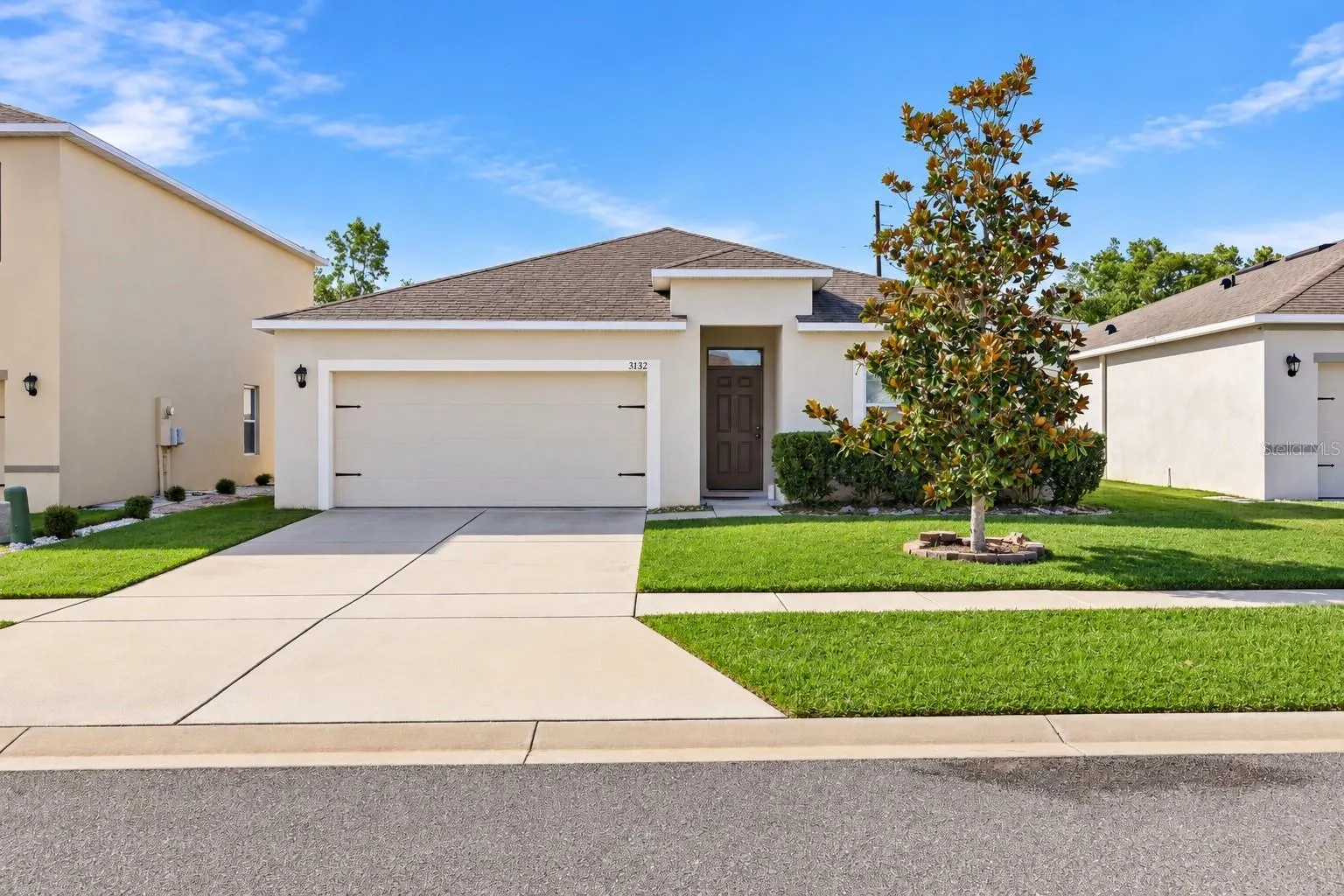3132 COUNTRY CLUB CIR