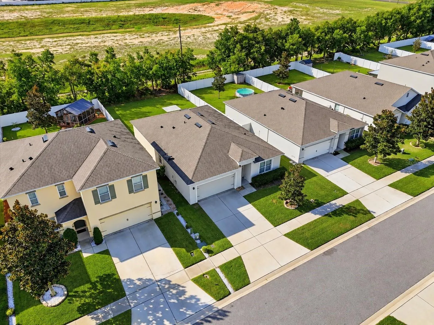3132 COUNTRY CLUB CIR