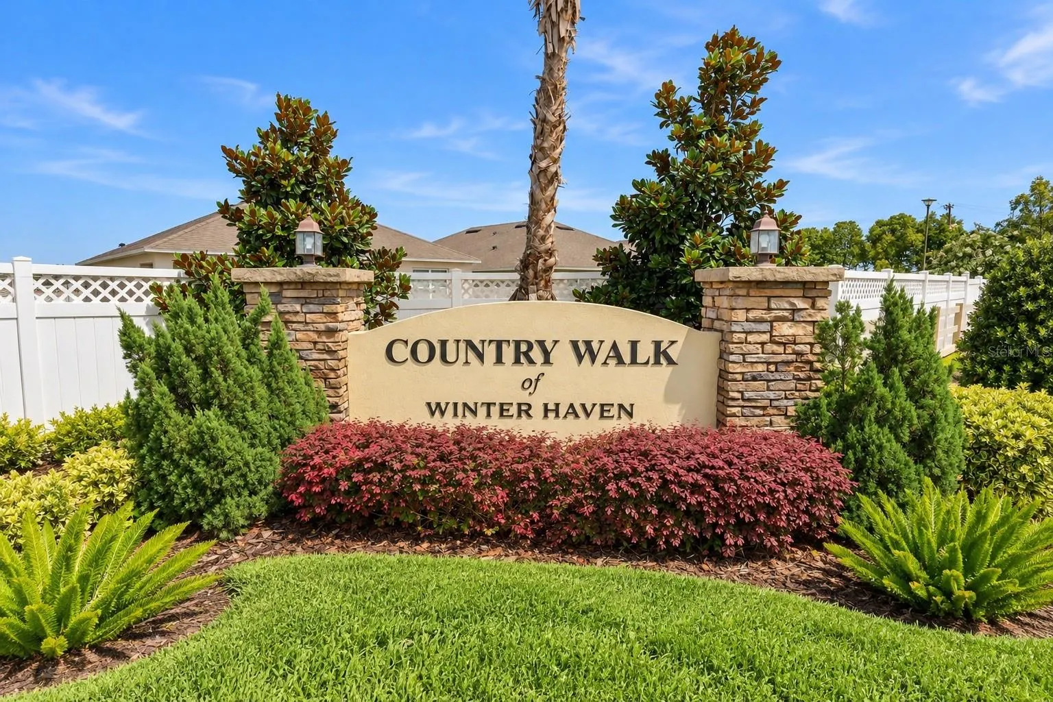 3132 COUNTRY CLUB CIR