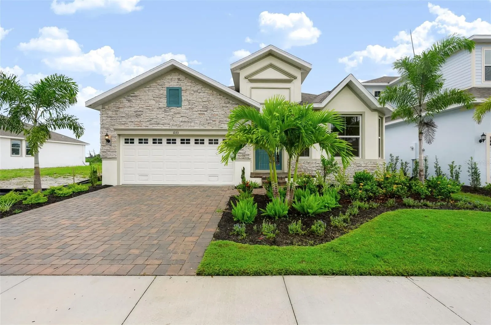 1033 SIGNET DR