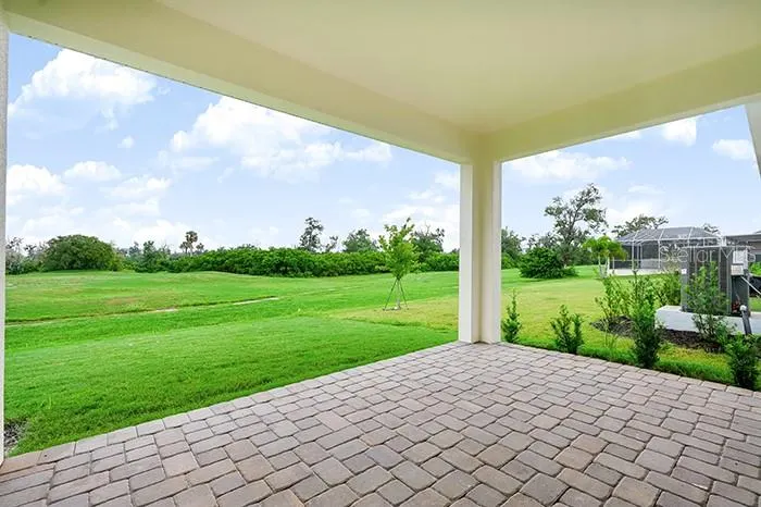 1033 SIGNET DR