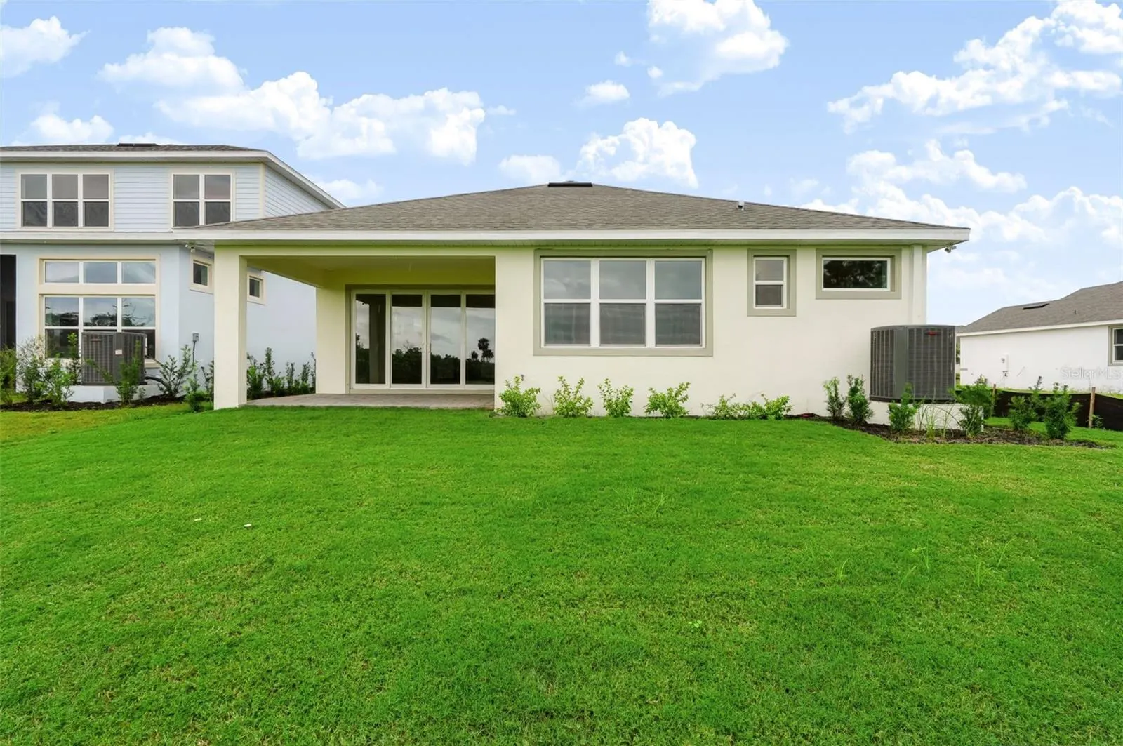 1033 SIGNET DR