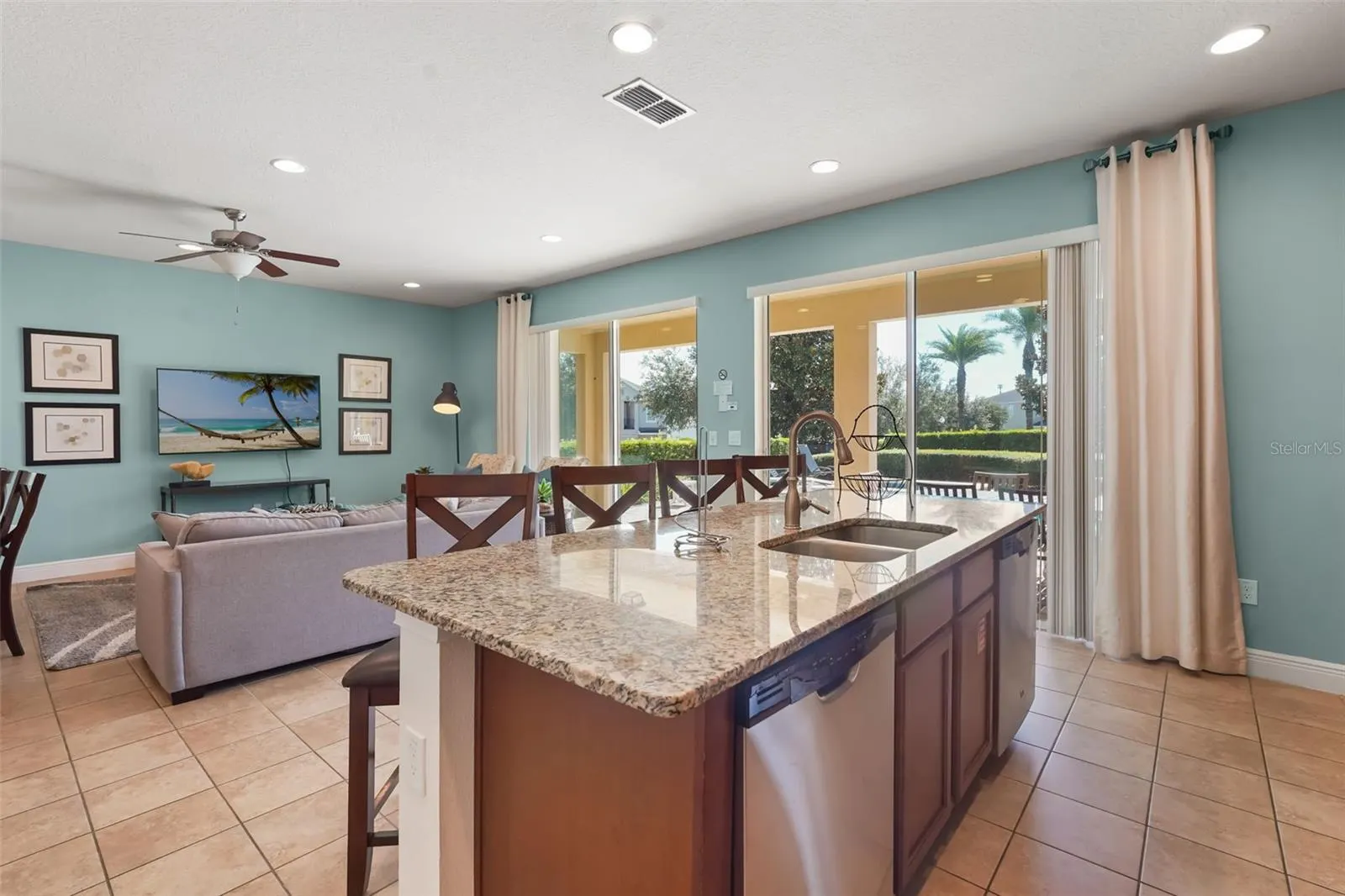 231 MINTON LOOP