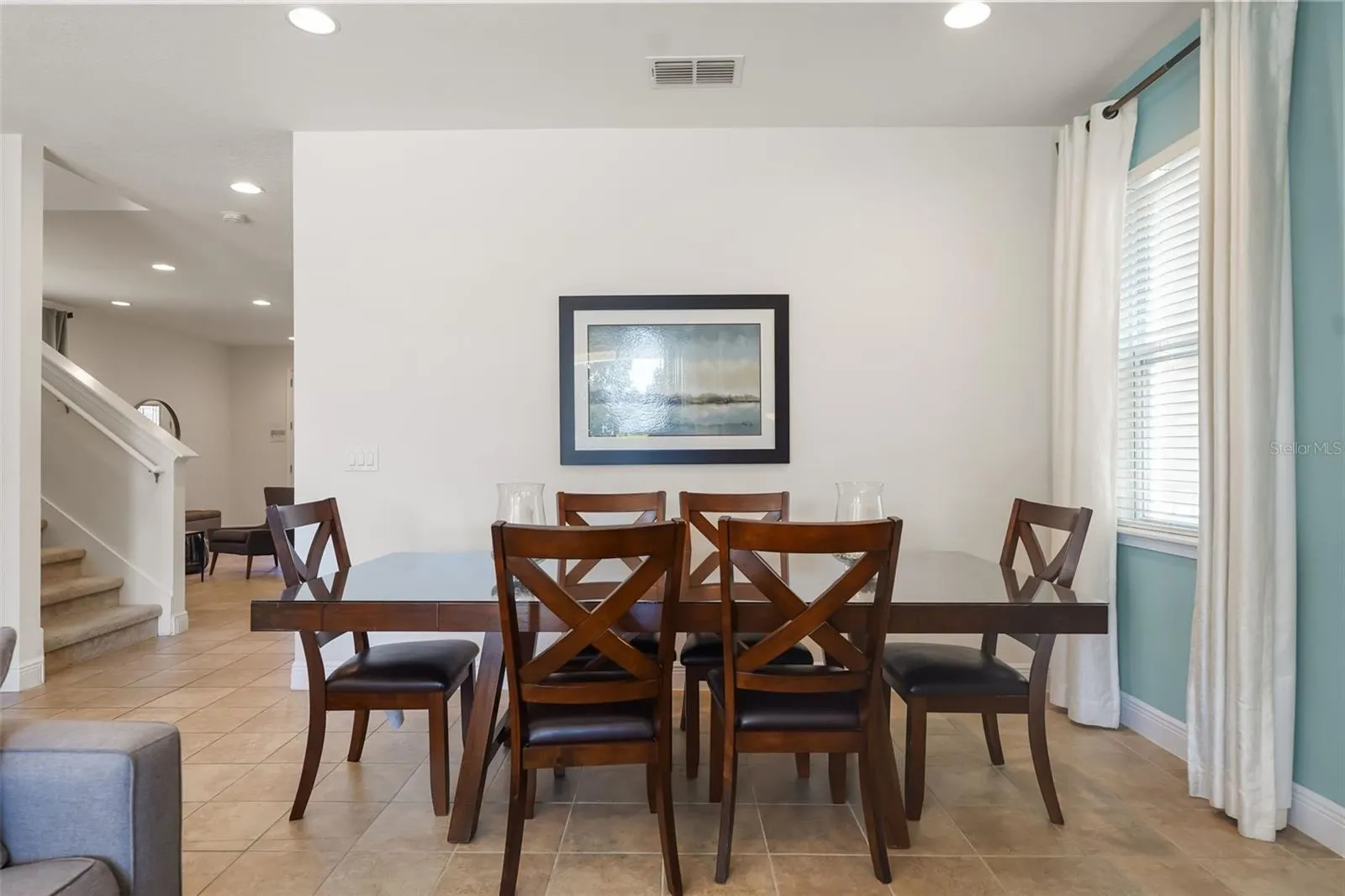 231 MINTON LOOP