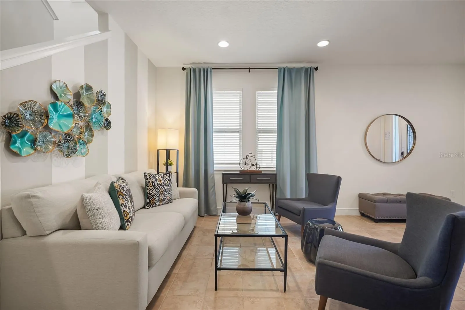 231 MINTON LOOP