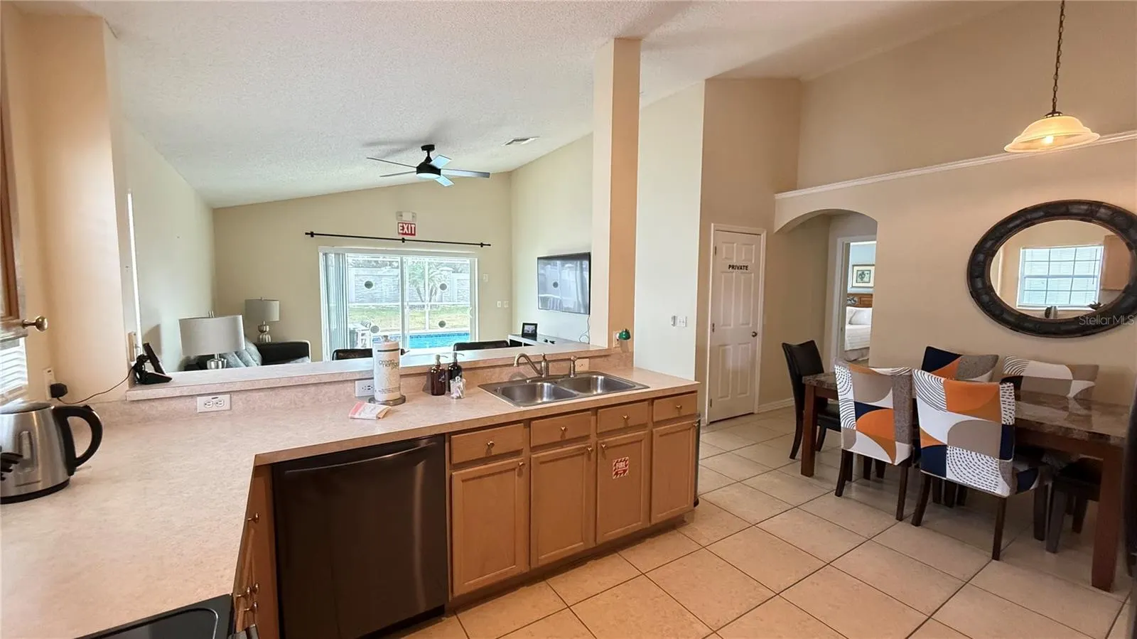 7979 MAGNOLIA BEND CT